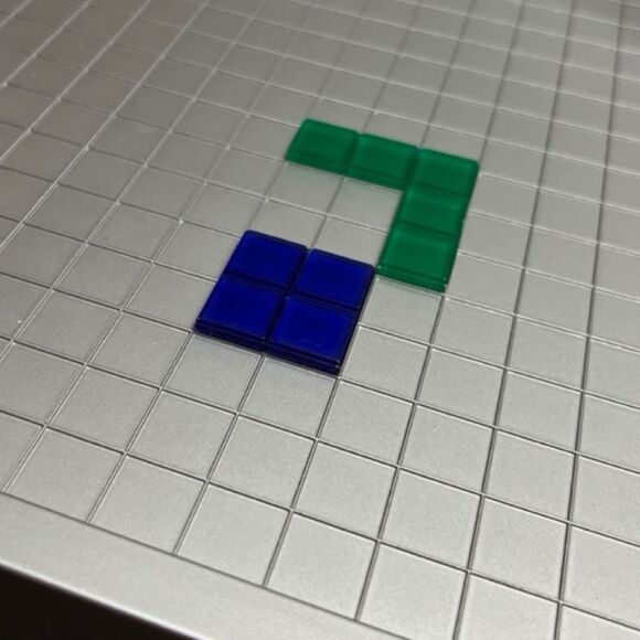 Blokus Game 2005 Educational Insights COMPLETE - Picture 4 of 6